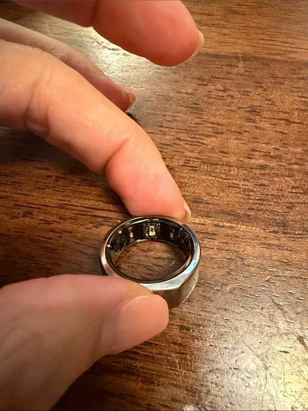 Oura Ring size 7 w charger and cord. Generation 2.